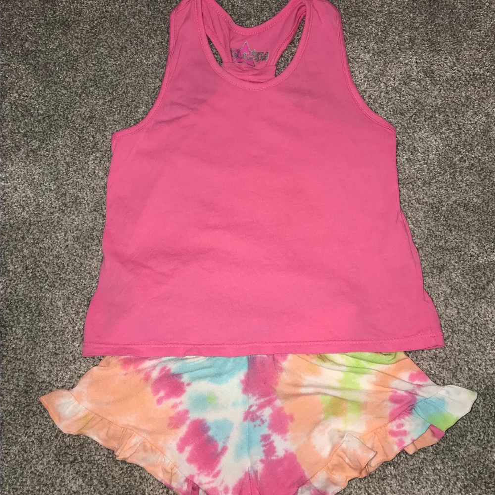 Ruffled shorts set